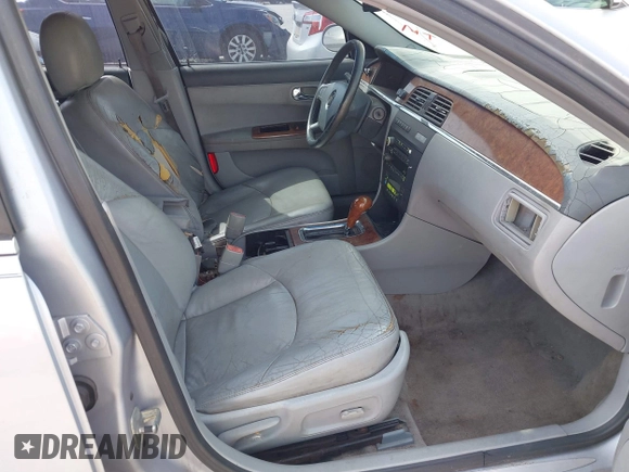 2005 Buick LaCrosse CXL z VIN 2G4WD562551327439, wystawiony jako IAAI lot #42154406 z przebiegiem Nie podano mil oraz . Historia ofert i sprzedaży dostępna na DreamBid. Obrazek 5.