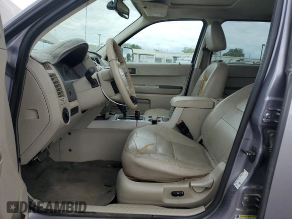 2008 Ford Escape Hybrid с VIN 1FMCU59H68KC44982, выставлен на аукционе Copart как лот 54949845 с пробегом 158 248 миль миль и Чистый • Clean title. История ставок и продаж доступна на DreamBid. Изображение 7.