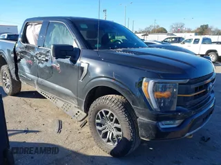 2022 Ford F-150 XL with VIN 1FTEW1E8XNFC14085, listed as a IAAI auction lot 41255521 with 64,603 mi miles. Bid and sale history available at carsss.com. Image 1.