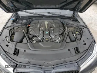 2018 BMW 7 Series 750i with VIN WBA7F0C58JGM23743, listed as a Copart auction lot 63465144 with 44,580 mi miles and Salvage Title. Bid and sale history available at carsss.com. Image 11.
