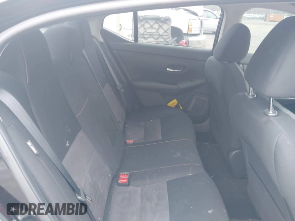 2022 Nissan Sentra SR z VIN 3N1AB8DVXNY307372, wystawiony jako IAAI lot #41958405 z przebiegiem 30 373 mil mil oraz . Historia ofert i sprzedaży dostępna na DreamBid. Obrazek 8.