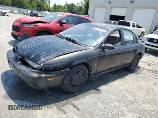 1996 Saturn SL z VIN 1G8ZK5275TZ132903, wystawiony jako Copart lot #57851565 z przebiegiem 116 365 mil mil oraz Nie do naprawy • Non repairable. Historia ofert i sprzedaży dostępna na DreamBid. Obrazek 1.