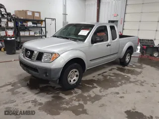 2007 Nissan Frontier XE with VIN 1N6BD06T87C402286, listed as a IAAI auction lot 41833092 with 202,203 mi miles. Bid and sale history available at carsss.com. Image 2.