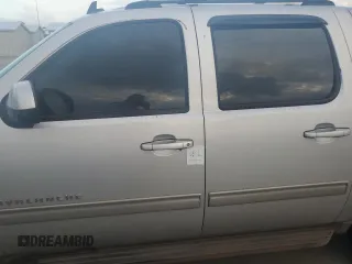 2013 Chevrolet Avalanche LT with VIN 3GNMCFE08DG166618, listed as a Copart auction lot 75564394 with Not Provided miles and Salvage Title. Bid and sale history available at DreamBid. Image 12.