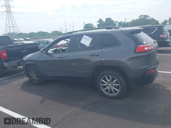 2018 Jeep Cherokee Latitude Tech Connect с VIN 1C4PJLCB3JD607790, выставлен на аукционе IAAI как лот 42482247 с пробегом 172 655 миль миль и . История ставок и продаж доступна на DreamBid. Изображение 14.