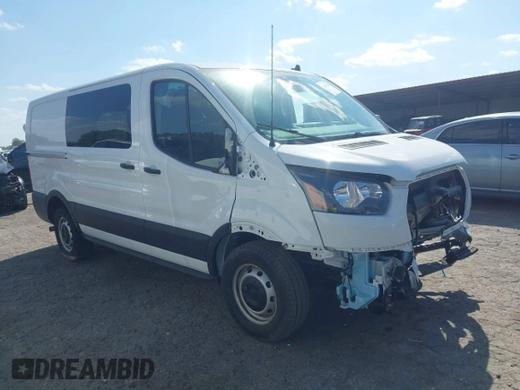 2024 Ford Transit Cargo with VIN 1FTYE1Y80RKB18748, listed as a IAAI auction lot 42069344 with 3,152 mi miles. Bid and sale history available at carsss.com. Image 1.