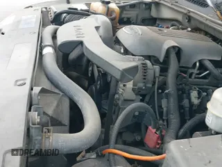 2005 Chevrolet Suburban LT с VIN 3GNEC16Z95G126134, выставлен на аукционе IAAI как лот 42048041 с пробегом 214 792 миль миль и . История ставок и продаж доступна на DreamBid. Изображение 12.