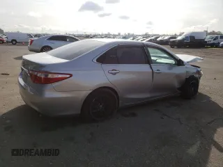 2016 Toyota Camry XLE with VIN 4T4BF1FK7GR577215, listed as a Copart auction lot 49696895 with 142,282 mi miles and Salvage Title. Bid and sale history available at carsss.com. Image 3.