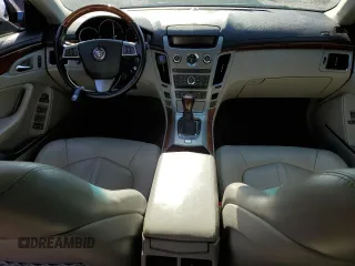 2011 Cadillac CTS Premium z VIN 1G6DP5ED4B0112165, wystawiony jako Copart lot #52224155 z przebiegiem 149 896 mil mil oraz Szkody całkowita. Historia ofert i sprzedaży dostępna na DreamBid. Obrazek 8.