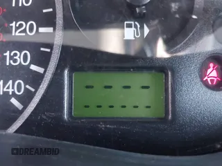 2004 Ford Focus SE z VIN 1FAFP34Z44W103852, wystawiony jako IAAI lot #42395073 z przebiegiem Nie podano mil oraz . Historia ofert i sprzedaży dostępna na DreamBid. Obrazek 15.