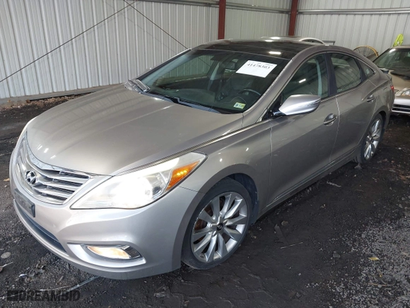 2012 Hyundai Azera with VIN KMHFH4JG9CA184094, listed as a IAAI auction lot 41478303 with 131,227 mi miles. Bid and sale history available at carsss.com. Image 17.