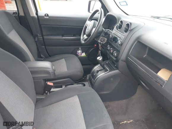 2014 Jeep Patriot Sport with VIN 1C4NJPBA5ED769871, listed as a IAAI auction lot 41146384 with 63,356 mi miles. Bid and sale history available at carsss.com. Image 5.