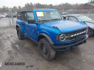 2023 Ford Bronco z VIN 1FMDE5BH8PLB71229, wystawiony jako IAAI lot #41968202 z przebiegiem 12 855 mil mil oraz . Historia ofert i sprzedaży dostępna na DreamBid. Obrazek 1.