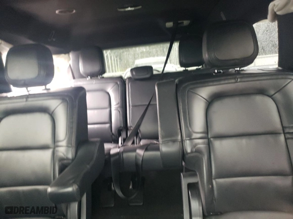 2022 Lincoln Navigator L Standard with VIN 5LMJJ3NT5NEL05163, listed as a Copart auction lot 44615605 with 114,877 mi miles and Salvage Title. Bid and sale history available at carsss.com. Image 10.