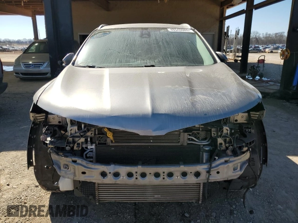 2017 Lincoln MKC Select with VIN 5LMTJ2DH7HUL41169, listed as a Copart auction lot 48540065 with 99,315 mi miles and Salvage title. Bid and sale history available at DreamBid. Image 5.