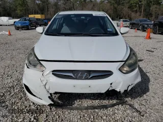2014 Hyundai Accent GS with VIN KMHCT5AE1EU145619, listed as a Copart auction lot 43746195 with 121,357 mi miles and Salvage Title. Bid and sale history available at carsss.com. Image 5.