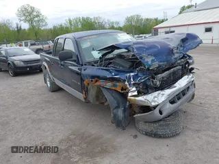 2000 Dodge Dakota Sport z VIN 1B7HG2AZ9YS777509, wystawiony jako IAAI lot #42145010 z przebiegiem Nie podano mil oraz . Historia ofert i sprzedaży dostępna na DreamBid. Obrazek 1.