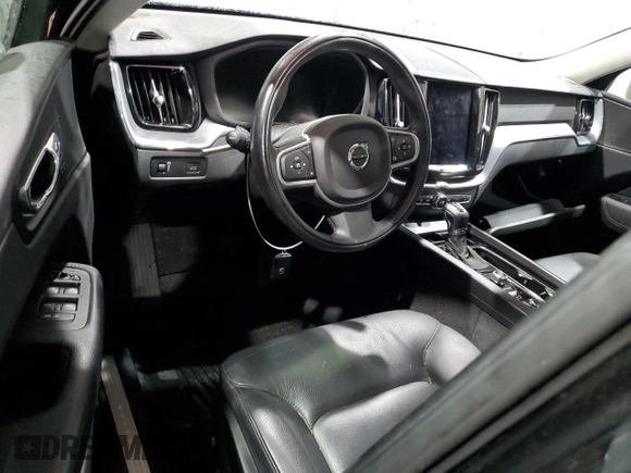 2020 Volvo XC60 Momentum с VIN YV4A22RK1L1411921, выставлен на аукционе Copart как лот 57800965 с пробегом 67 869 миль миль и Списание • Salvage title. История ставок и продаж доступна на DreamBid. Изображение 8.