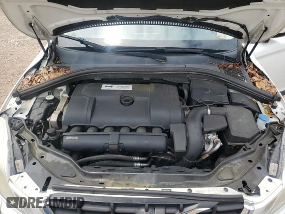 2013 Volvo XC60 3.2L z VIN YV4952DLXD2391044, wystawiony jako Copart lot #58845215 z przebiegiem 136 389 mil mil oraz Czysty tytuł • Clean title. Historia ofert i sprzedaży dostępna na DreamBid. Obrazek 11.