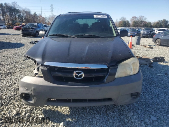 2005 Mazda Tribute i with VIN 4F2YZ02Z05KM38128, listed as a Copart auction lot 83175604 with 320,405 mi miles and Salvage Title. Bid and sale history available at carsss.com. Image 5.