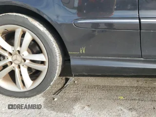 2004 Mercedes-Benz CLK 500 z VIN WDBTK75G74T015491, wystawiony jako Copart lot #43180655 z przebiegiem 161 213 mil mil oraz Szkoda całkowita • Salvage title. Historia ofert i sprzedaży dostępna na DreamBid. Obrazek 14.