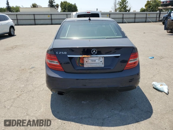 2013 Mercedes-Benz C 250 Sport с VIN WDDGF4HB8DA751427, выставлен на аукционе Copart как лот 64508775 с пробегом 127 024 миль миль и Списание • Salvage title. История ставок и продаж доступна на DreamBid. Изображение 6.