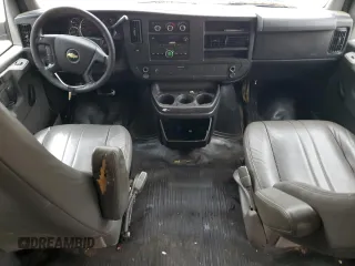 2011 Chevrolet Express Cargo with VIN 1GCSGAFX8B1134475, listed as a Copart auction lot 88822585 with 343,480 mi miles and Clean title. Bid and sale history available at DreamBid. Image 8.