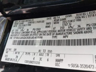 2014 Ford Escape SE with VIN 1FMCU0GXXEUE45586, listed as a IAAI auction lot 41813850 with 179,701 mi miles. Bid and sale history available at carsss.com. Image 9.
