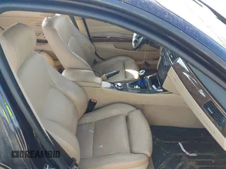 2008 BMW 3 Series 328xi with VIN WBAVC93568KZ73034, listed as a IAAI auction lot 42125812 with 219,019 mi miles and . Bid and sale history available at carsss.com. Image 5.