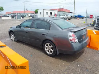 2006 Nissan Altima S with VIN 1N4AL11D56N356920, listed as a IAAI auction lot 42139642 with 199,756 mi miles and . Bid and sale history available at DreamBid. Image 3.