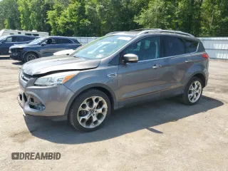 2013 Ford Escape Titanium with VIN 1FMCU9J91DUD47396, listed as a Copart auction lot 61912605 with 91,660 mi miles and Salvage title. Bid and sale history available at DreamBid. Image 1.