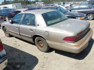 1994 Mercury Grand Marquis LS z VIN 2MELM75W1RX649536, wystawiony jako IAAI lot #41782591 z przebiegiem 111 984 mil mil oraz . Historia ofert i sprzedaży dostępna na DreamBid. Obrazek 3.