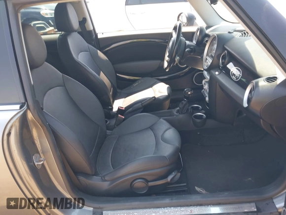2010 MINI Hardtop S with VIN WMWMF7C53ATZ70244, listed as a IAAI auction lot 42673174 with 137,805 mi miles and . Bid and sale history available at DreamBid. Image 5.