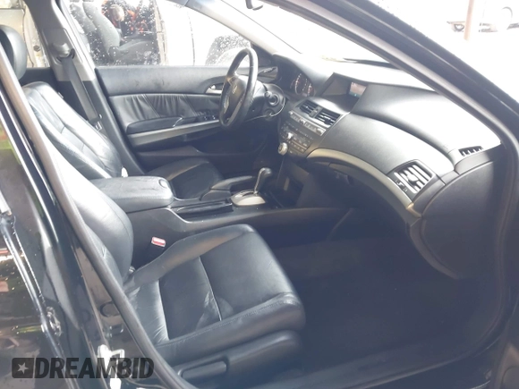 2010 Honda Accord EX-L z VIN 1HGCP2F84AA156394, wystawiony jako IAAI lot #42248446 z przebiegiem 159 877 mil mil oraz . Historia ofert i sprzedaży dostępna na DreamBid. Obrazek 5.