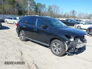 2017 Nissan Pathfinder S with VIN 5N1DR2MN6HC621290, listed as a IAAI auction lot 41691799 with 166,996 mi miles and . Bid and sale history available at DreamBid. Image 1.