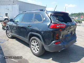2015 Jeep Cherokee Sport с VIN 1C4PJMAB9FW675323, выставлен на аукционе IAAI как лот 42460681 с пробегом 197 119 миль миль и . История ставок и продаж доступна на DreamBid. Изображение 3.