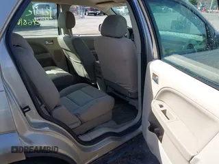 2005 Ford Freestyle SE with VIN 1FMZK04195GA48126, listed as a IAAI auction lot 42046818 with 0 mi miles. Bid and sale history available at carsss.com. Image 8.