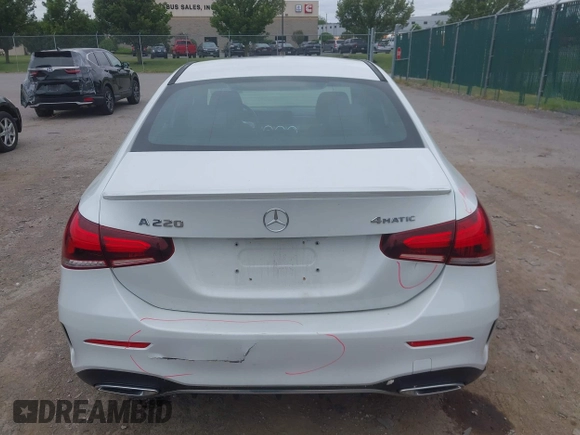 2020 Mercedes-Benz A 220 с VIN WDD3G4FB0LW036562, выставлен на аукционе IAAI как лот 42447595 с пробегом 75 612 миль миль и . История ставок и продаж доступна на DreamBid. Изображение 17.