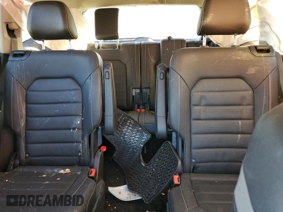 2023 Volkswagen Atlas SEL Premium R-Line с VIN 1V2FR2CA4PC558182, выставлен на аукционе Copart как лот 82670894 с пробегом 12 807 миль миль и На запчасти • Non repairable. История ставок и продаж доступна на DreamBid. Изображение 10.