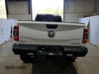 2020 Ram 2500 Tradesman z VIN 3C6UR5HL0LG240160, wystawiony jako Copart lot #88360065 z przebiegiem 76 227 mil mil oraz Szkoda całkowita • Salvage title. Historia ofert i sprzedaży dostępna na DreamBid. Obrazek 6.