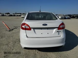 2013 Ford Fiesta S with VIN 3FADP4AJ3DM111257, listed as a Copart auction lot 73243404 with 43,209 mi miles and Clean title. Bid and sale history available at DreamBid. Image 6.