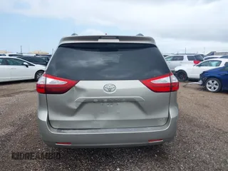 2015 Toyota Sienna XLE с VIN 5TDYK3DC1FS577192, выставлен на аукционе IAAI как лот 41823635 с пробегом 84 858 миль миль и . История ставок и продаж доступна на DreamBid. Изображение 16.