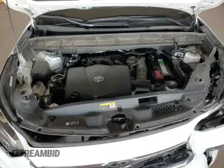 2022 Toyota Highlander Platinum with VIN 5TDFZRAH2NS110657, listed as a Copart auction lot 61108955 with 86,180 mi miles and Salvage title. Bid and sale history available at DreamBid. Image 14.