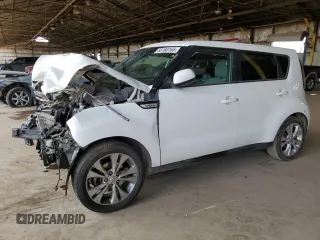 2016 Kia Soul + z VIN KNDJP3A59G7243108, wystawiony jako Copart lot #56160165 z przebiegiem 163 568 mil mil oraz Szkoda całkowita • Salvage title. Historia ofert i sprzedaży dostępna na DreamBid. Obrazek 1.