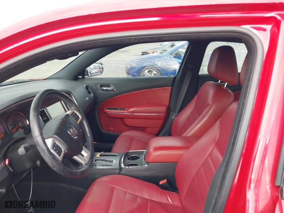 2011 Dodge Charger RT with VIN 2B3CL5CT9BH507017, listed as a IAAI auction lot 41922688 with 202,342 mi miles. Bid and sale history available at carsss.com. Image 5.