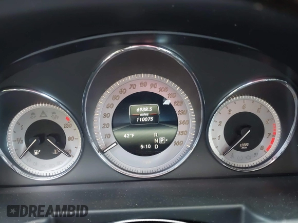 2015 Mercedes-Benz GLK with VIN WDCGG8JB2FG424783, listed as a IAAI auction lot 41752844 with 110,075 mi miles. Bid and sale history available at carsss.com. Image 7.