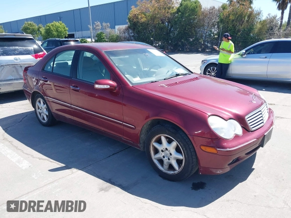 2001 Mercedes-Benz C 230/260/280/320 with VIN WDBRF61J21F056048, listed as a IAAI auction lot 42273081 with 138,637 mi miles and . Bid and sale history available at DreamBid. Image 1.