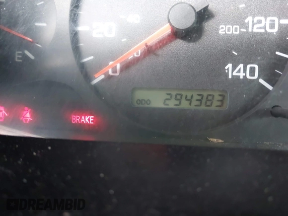 2001 Nissan Altima GXE with VIN 1N4DL01D51C201747, listed as a IAAI auction lot 41970911 with 294,383 mi miles. Bid and sale history available at carsss.com. Image 7.