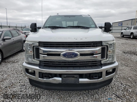 2017 Ford Super Duty F-250 SRW Lariat with VIN 1FT7W2BT9HEB86457, listed as a Copart auction lot 51059605 with 212,962 mi miles and Salvage Title. Bid and sale history available at carsss.com. Image 5.