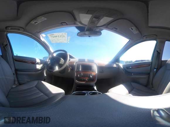 2008 Mercedes-Benz R 3.5L with VIN 4JGCB65E98A071133, listed as a IAAI auction lot 42114647 with 123,389 mi miles and . Bid and sale history available at DreamBid. Image 18.